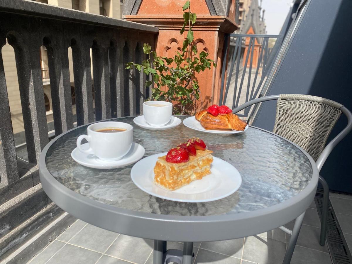 Heart Of Yerevan - City Center Luxury Apartments Dış mekan fotoğraf