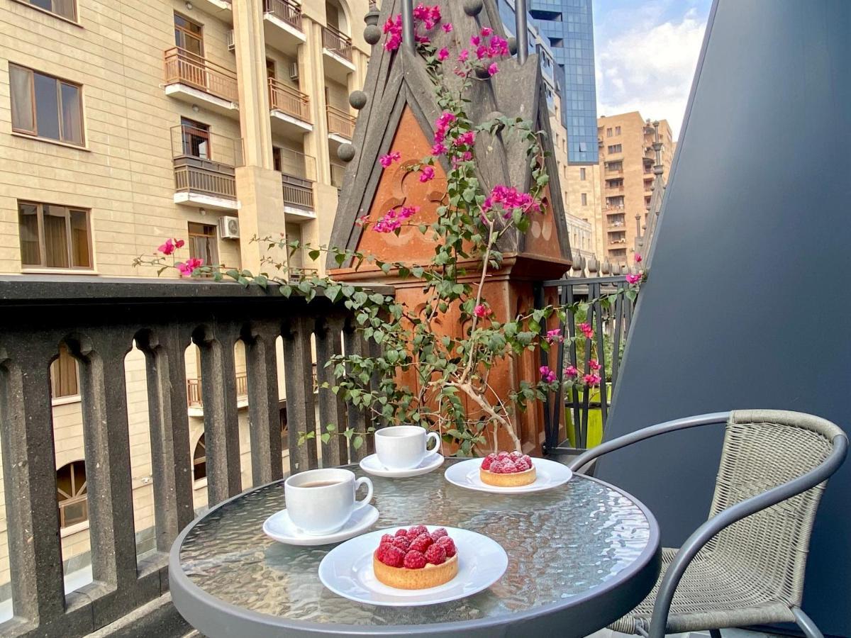 Heart Of Yerevan - City Center Luxury Apartments Dış mekan fotoğraf